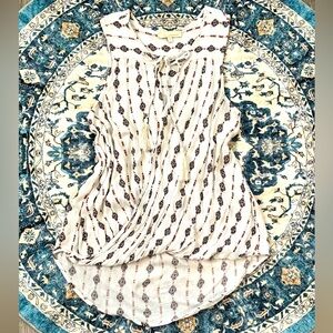 &. Layered Small White Brown Bohemian Tank Top Blouse Front Tassel Tie Flowy